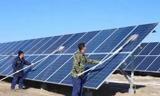 世界光伏组件技术指南:从PERC到HJT,选对组件让发电收益翻倍 世界光伏组件技术指南:从PERC到HJT,选对组件让发电收益翻倍